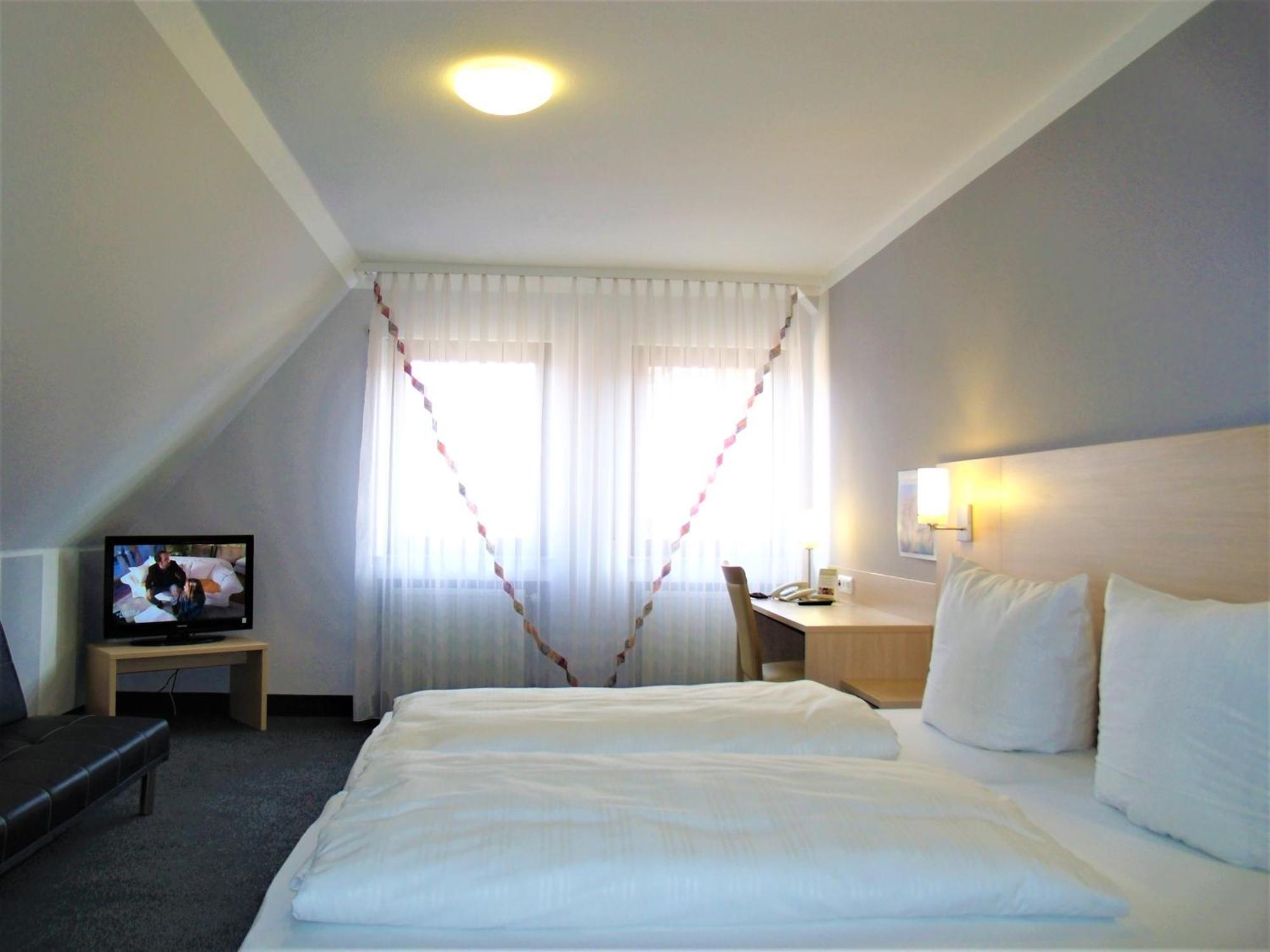 Hotel Brehm Würzburg Rum bild